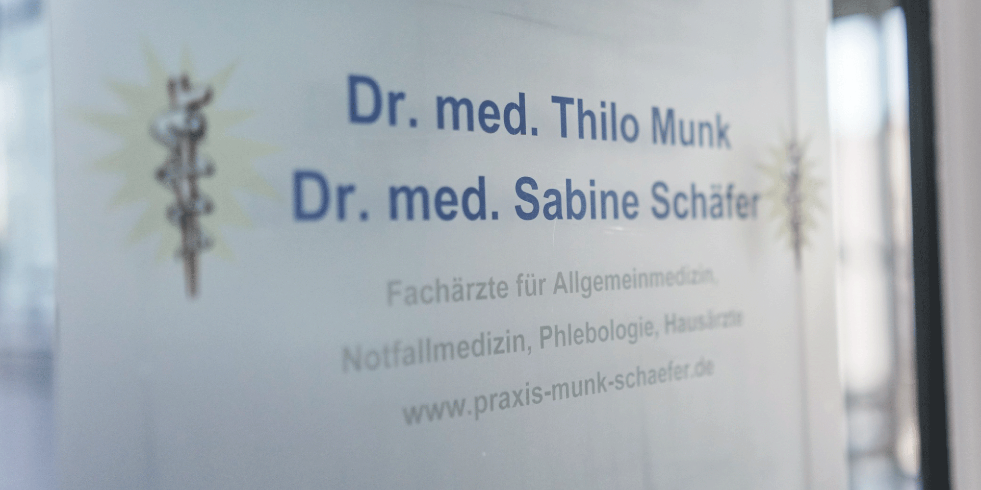 Logo der Gemeinschaftspraxis Dr. Munk & Dr. Schäfer in Hofheim, Fachärzte für Phlebologie und Venengesundheit.